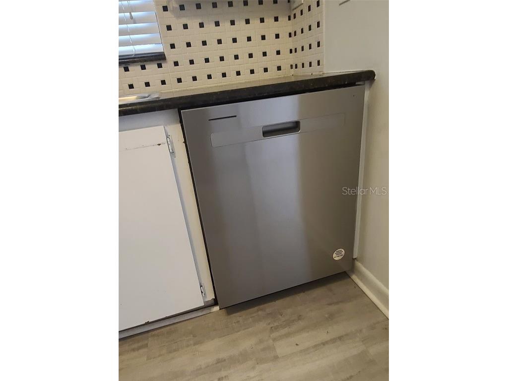 101 Lake Avenue NE #222 Largo FL 33771 U8240152 image19