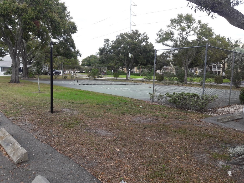 101 Lake Avenue NE #222 Largo FL 33771 U8240152 image28