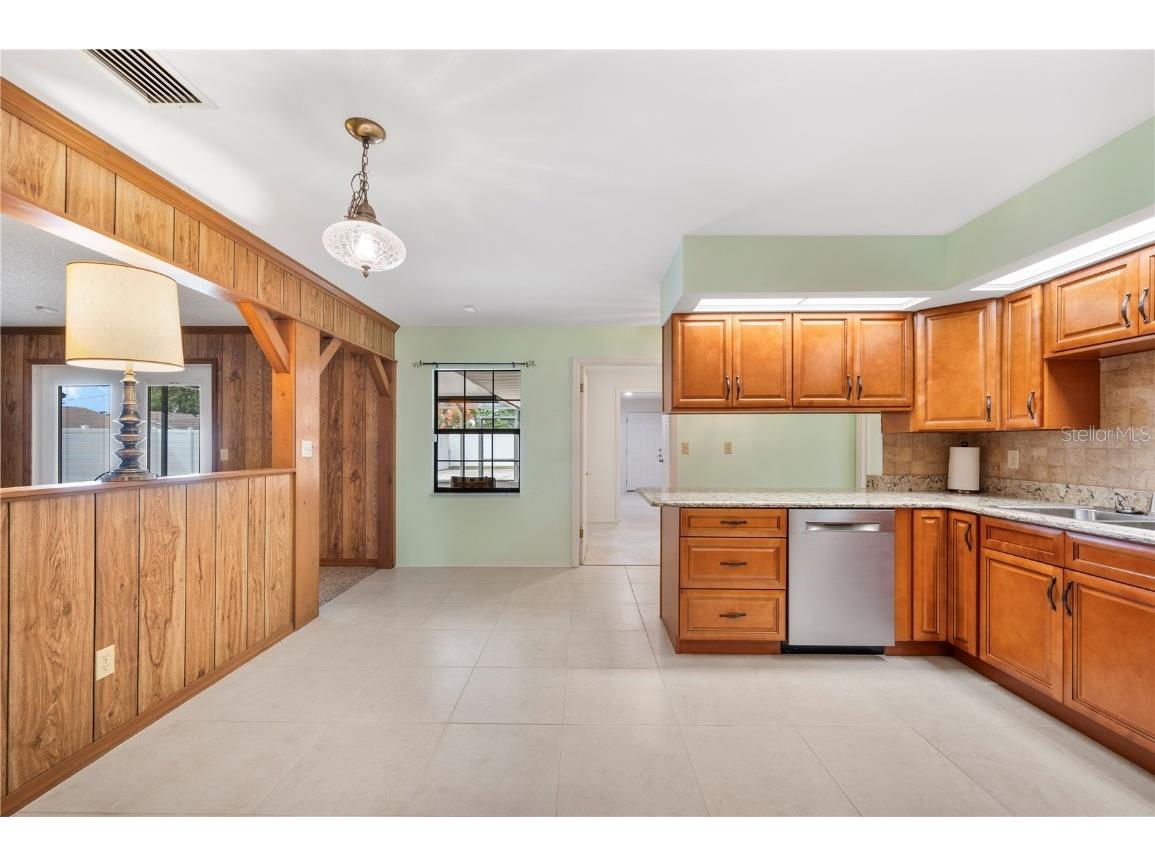 101 Lakeview Drive Auburndale FL 33823 P4936743 image10