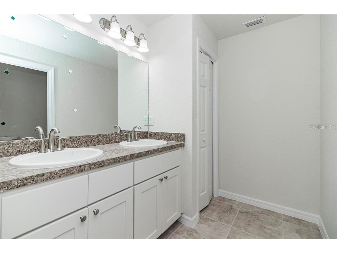 101 Locust Radial Ocala FL 34472 O6366032 image15