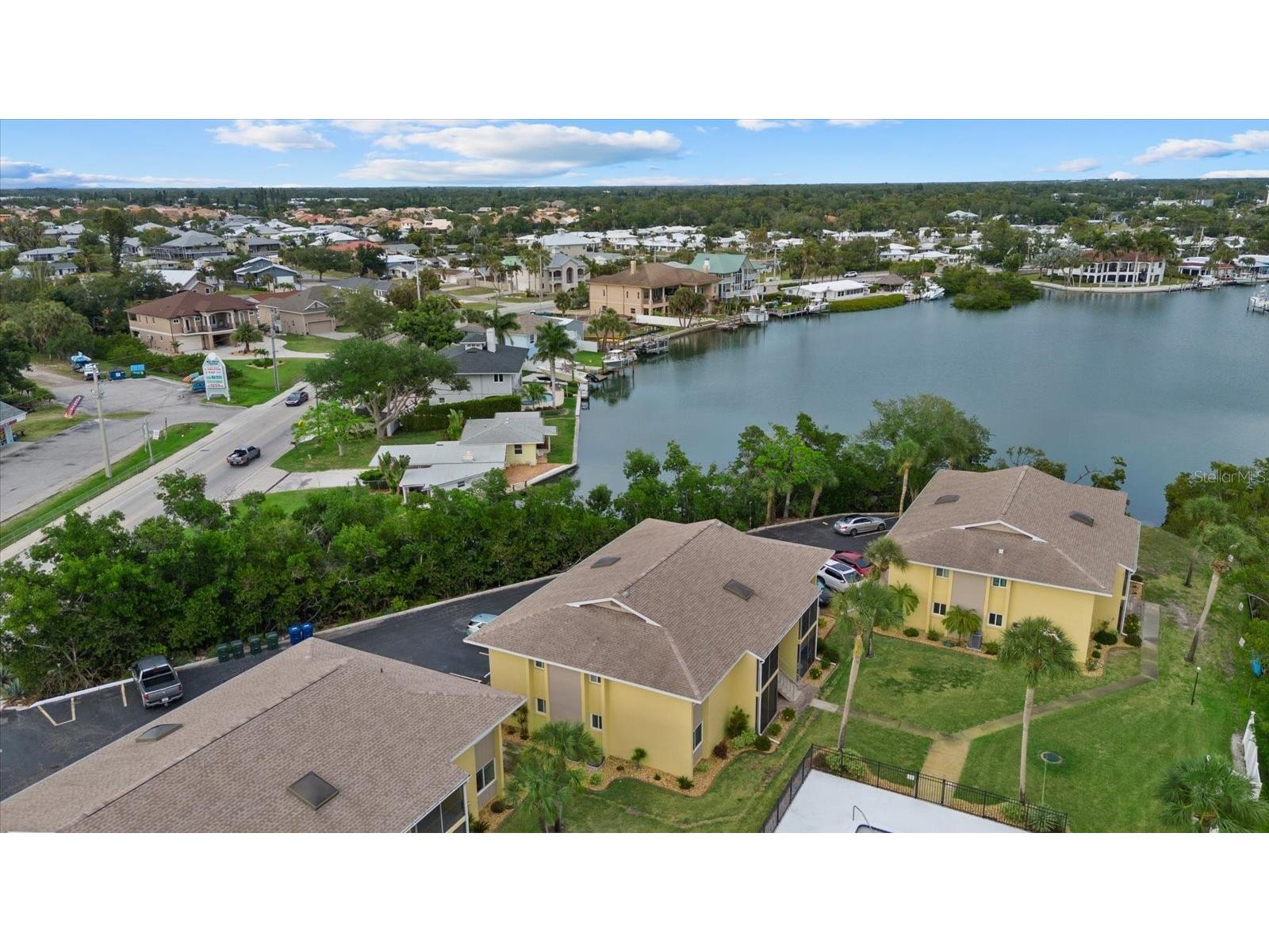 101 Louella Lane #10 Nokomis FL 34275 - LYONS BAY N6144075 image35