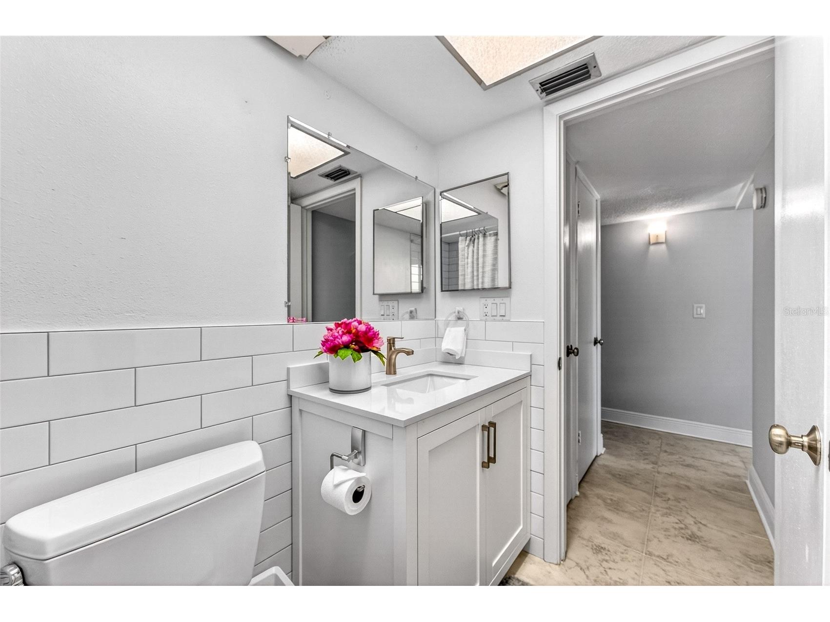 101 Louella Lane #11 Nokomis FL 34275 A4692779 image42