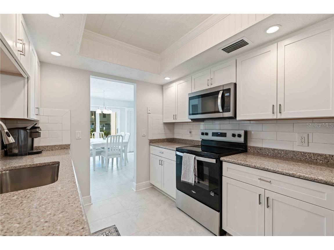 101 Louella Lane #11 Nokomis FL 34275 N6141241 image16