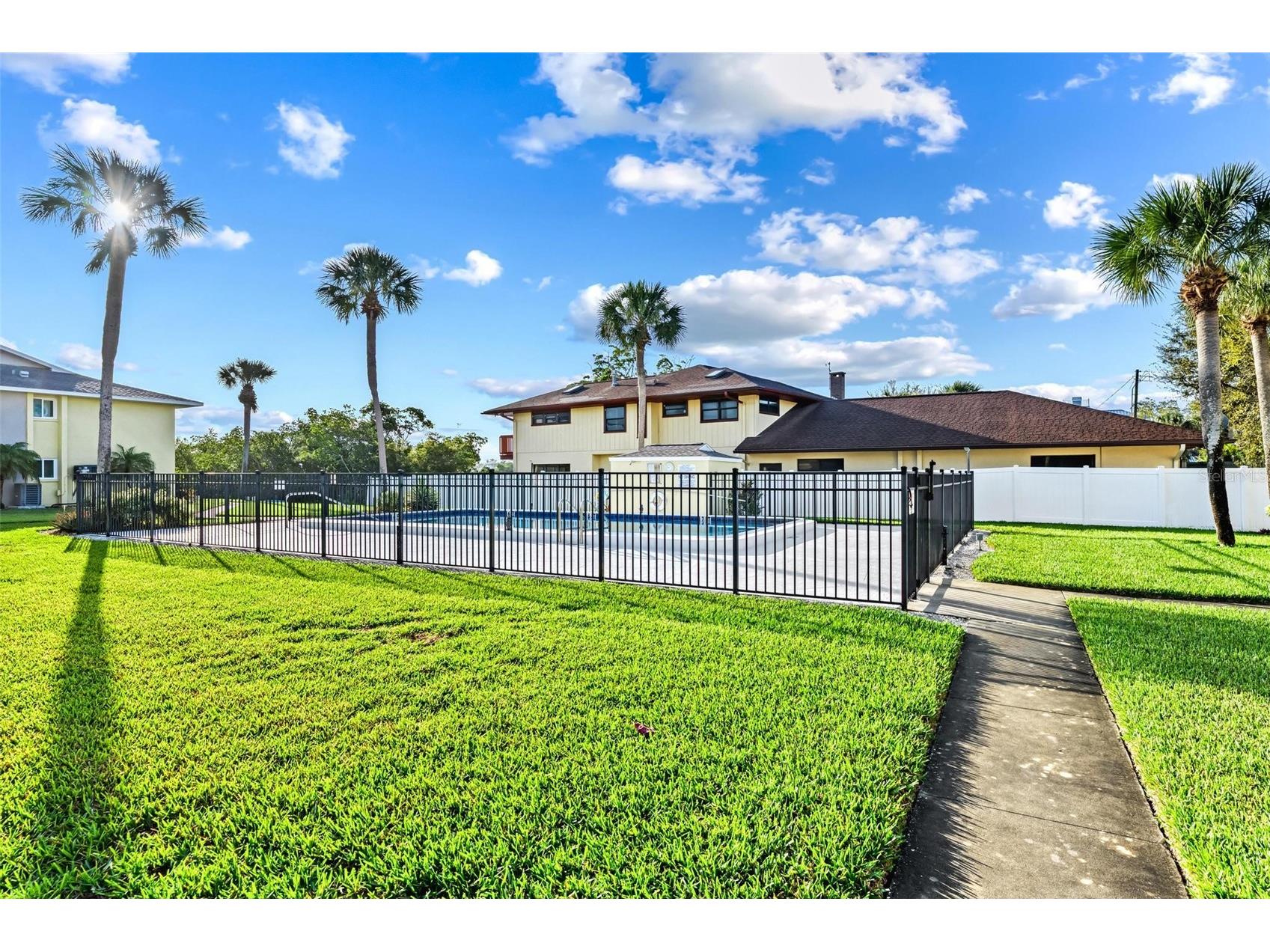 101 Louella Lane #5 Nokomis FL 34275 A4684907 image40