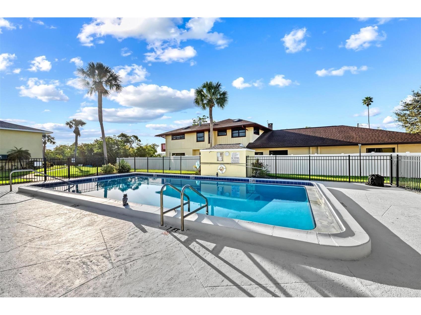 101 Louella Lane #5 Nokomis FL 34275 A4684907 image41