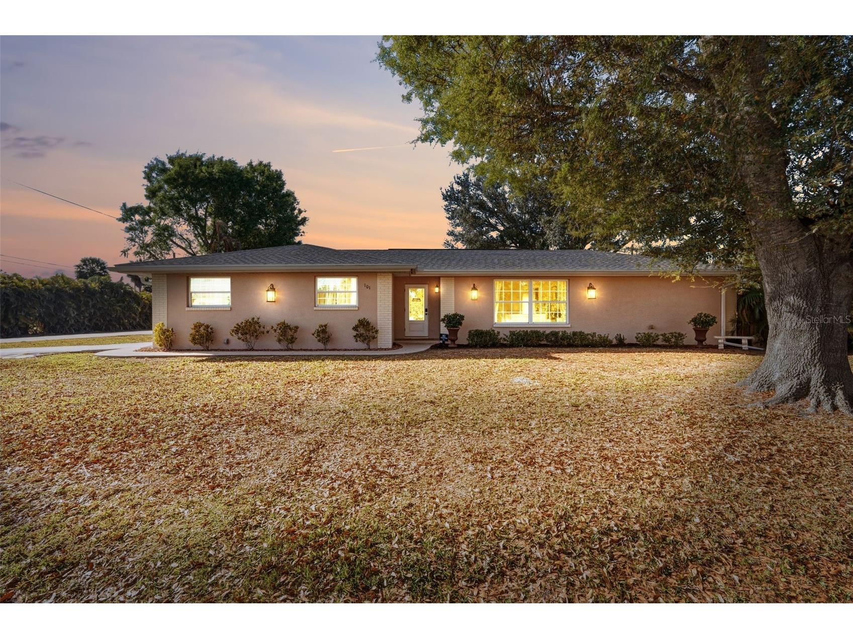 101 Marlin Drive Punta Gorda FL 33950 C7522553 image1