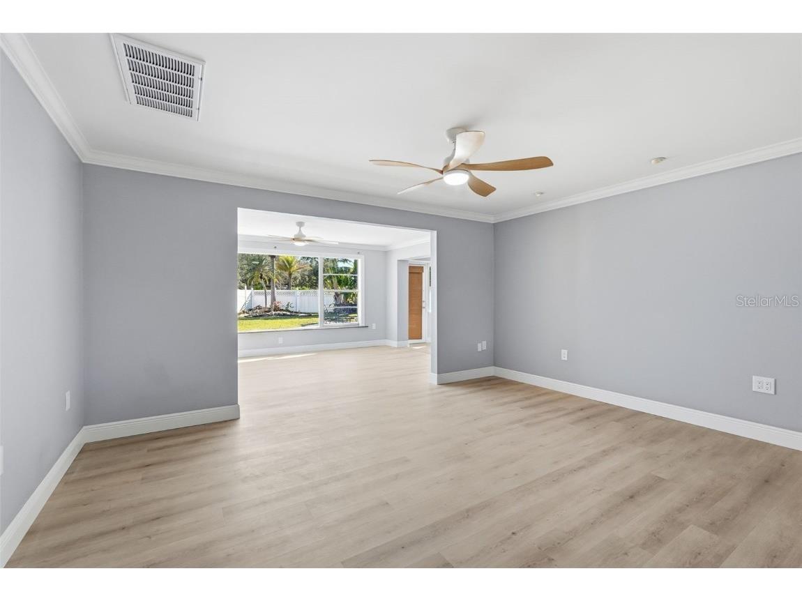 101 Michigan Boulevard Dunedin FL 34698 TB8439995 image9