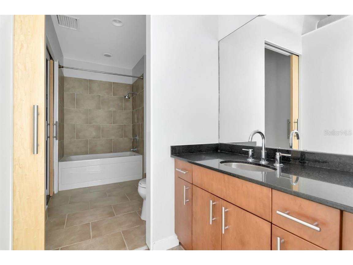 101 N 12th Street #202 Tampa FL 33602 TB8441520 image17