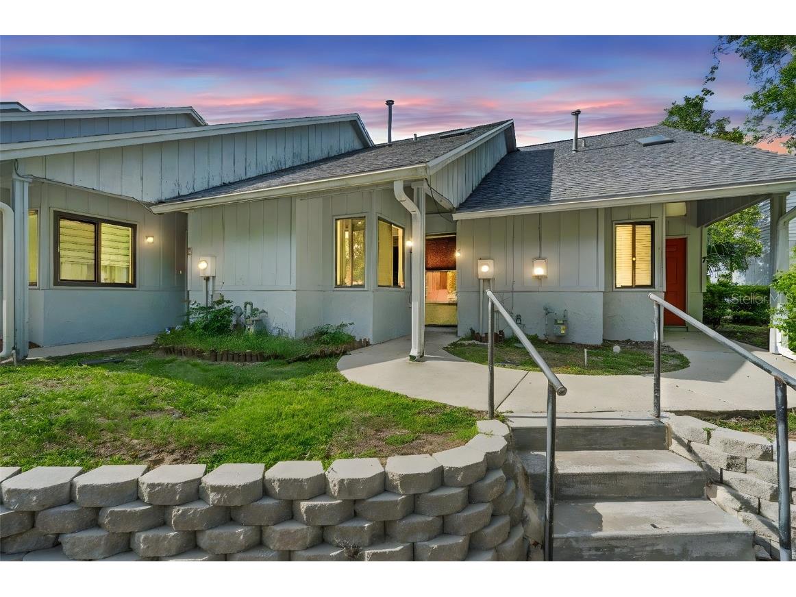 101 N Hill Avenue #6 Deland FL 32724 V4943240 image1