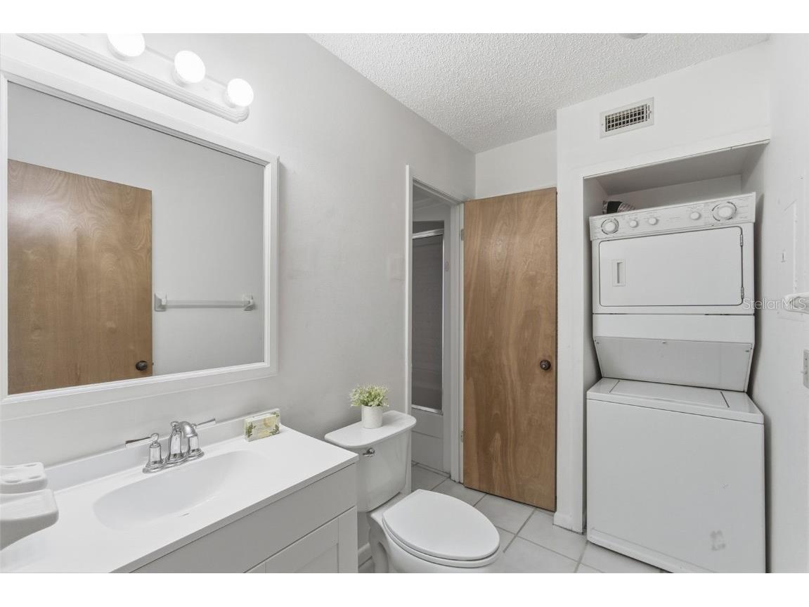 101 N Hill Avenue #6 Deland FL 32724 V4943240 image11