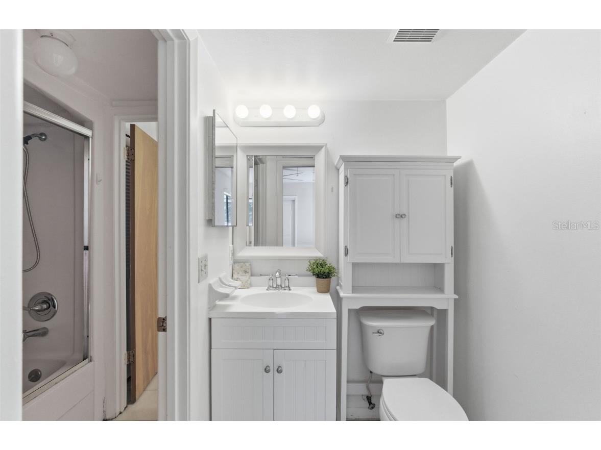 101 N Hill Avenue #6 Deland FL 32724 V4943240 image13