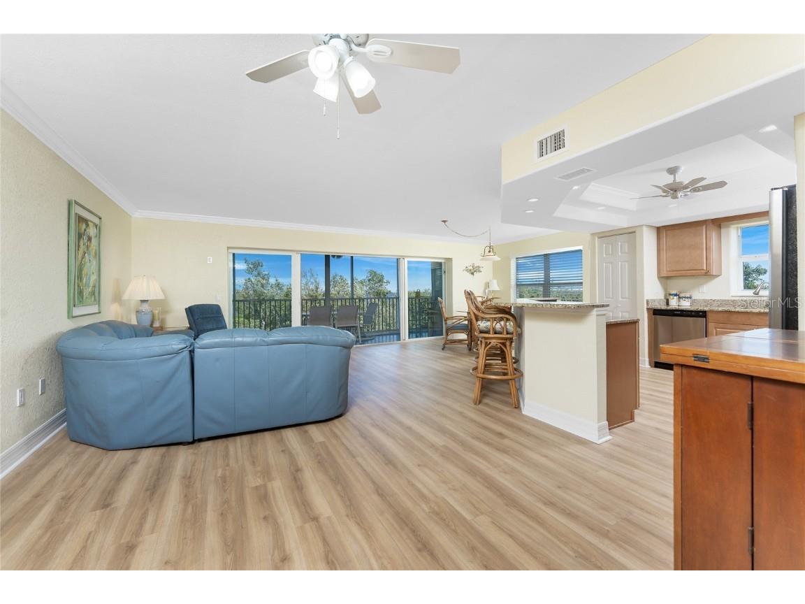 101 N Marion Ct #215 Punta Gorda FL 33950 C7509473 image5