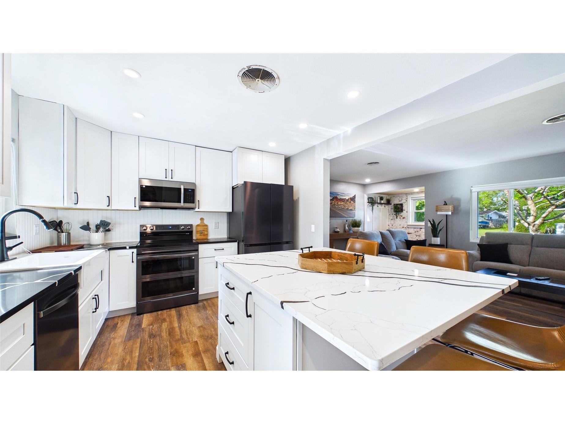 101 N Mercury Avenue Clearwater FL 33765 TB8497788 image17