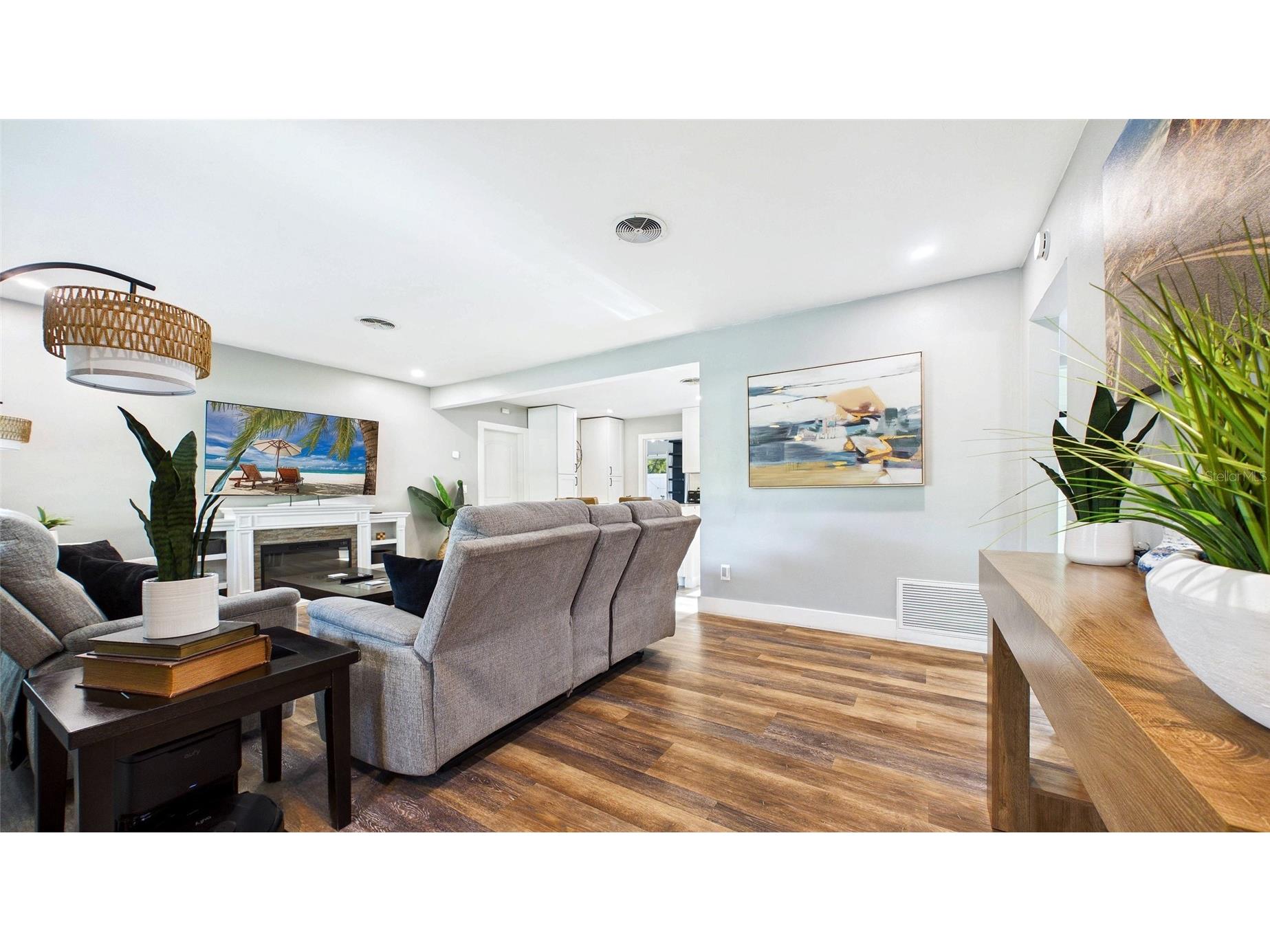 101 N Mercury Avenue Clearwater FL 33765 TB8497788 image7