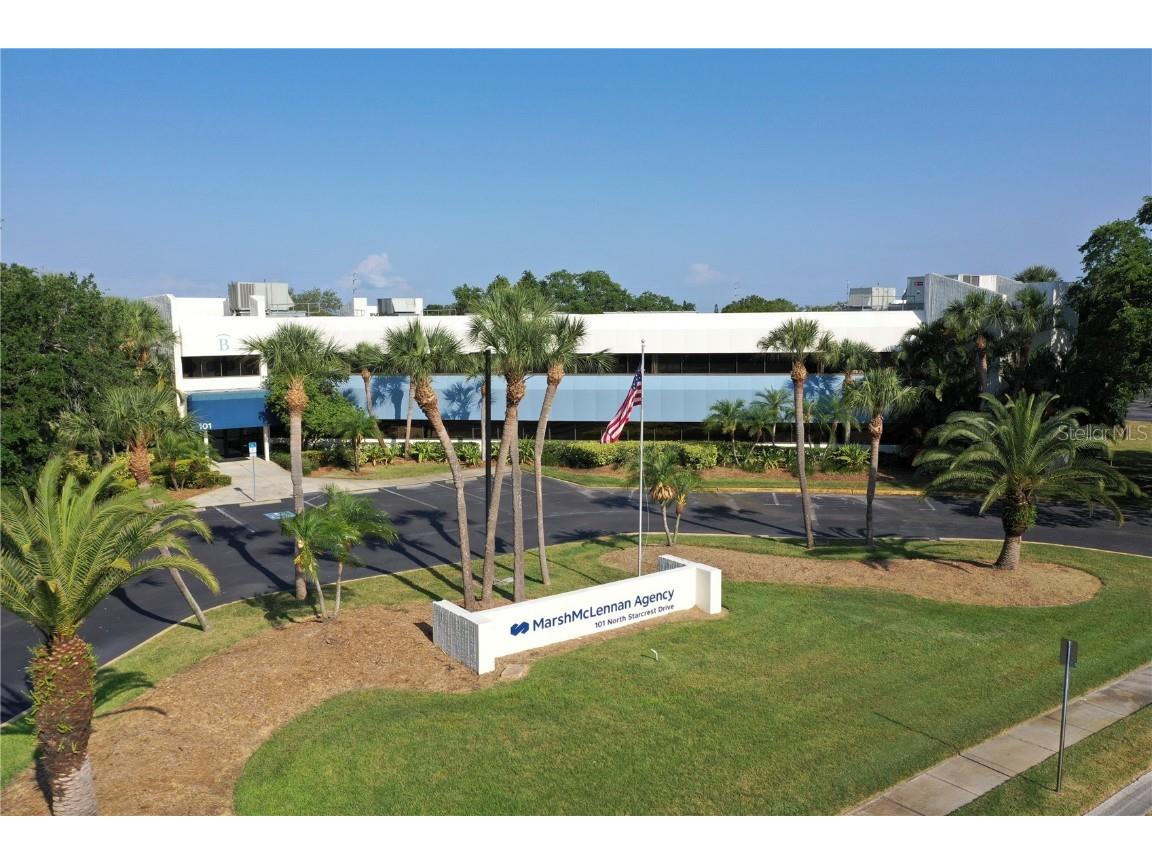 101 N Starcrest Drive Clearwater FL 33765 T3531974 image1