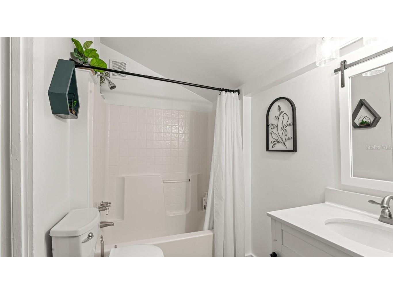 101 NE 9th Street Gainesville FL 32601 GC535263 image12