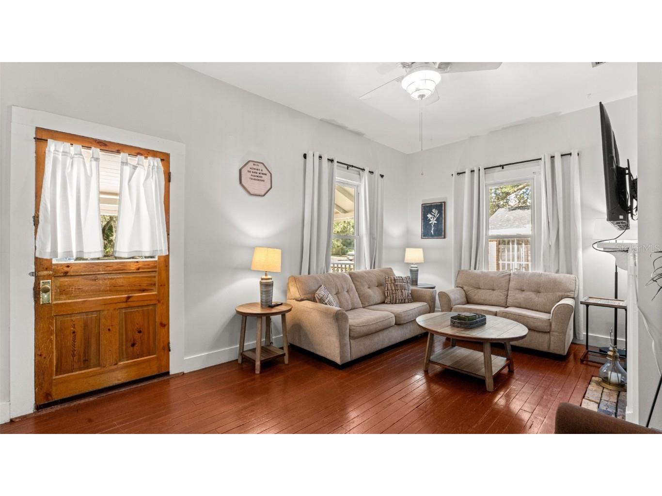 101 NE 9th Street Gainesville FL 32601 GC535263 image7