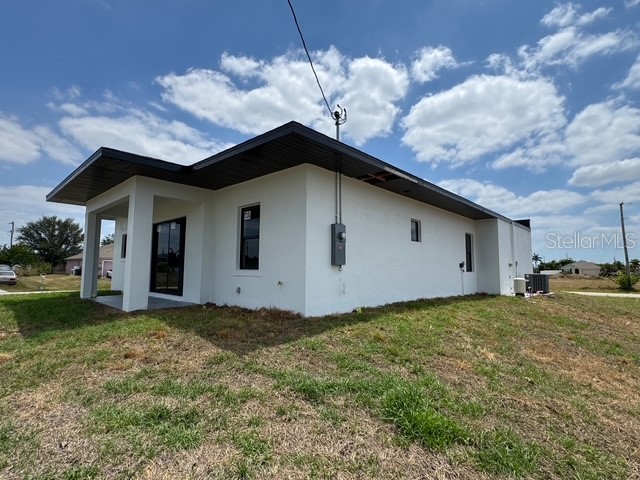 101 NW 10th Terrace Cape Coral FL 33993 C7509917 image5