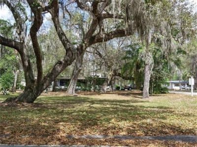 101 Oak Boulevard Wildwood FL 34785 - LAKE OKAHUMPKA G5113539 image1