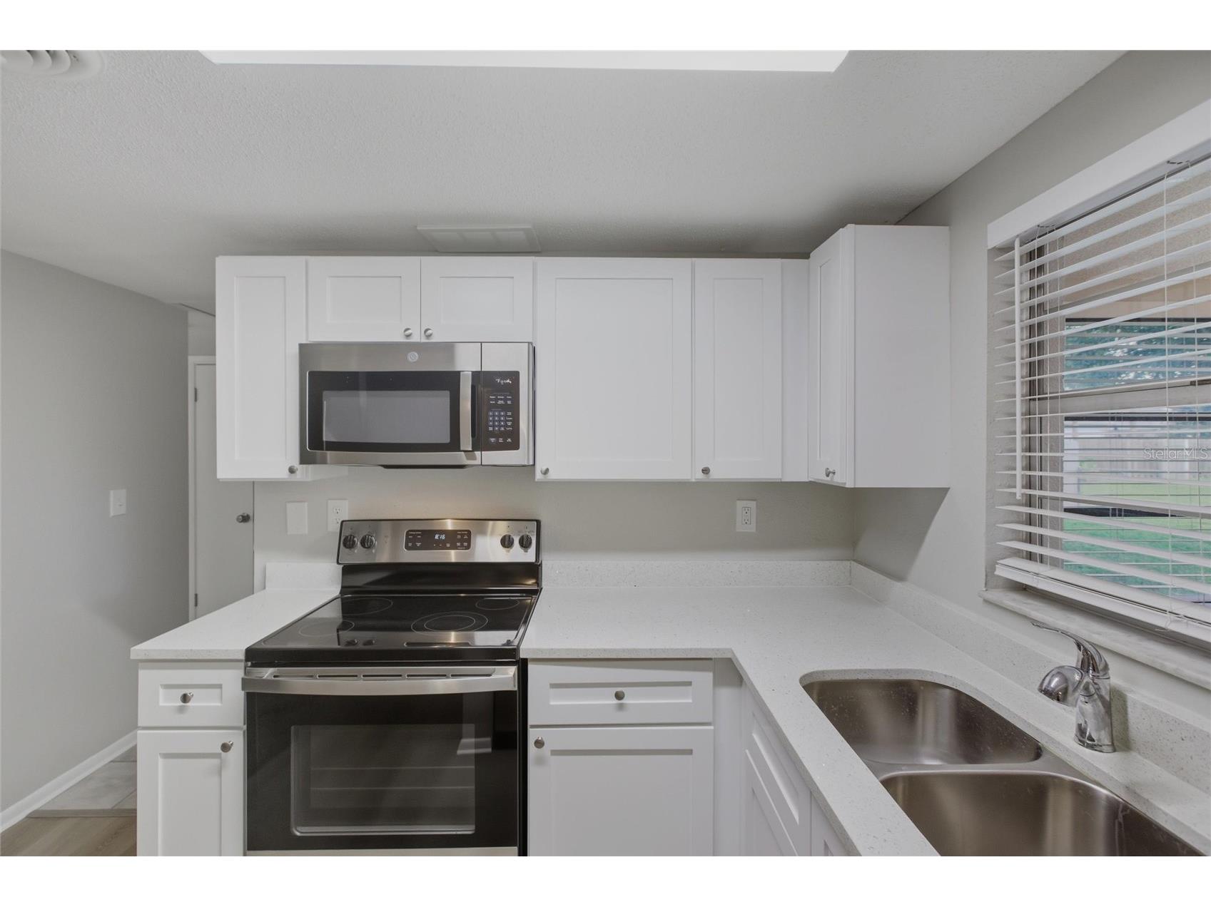 101 Oberlin Road Venice FL 34293 C7516264 image10