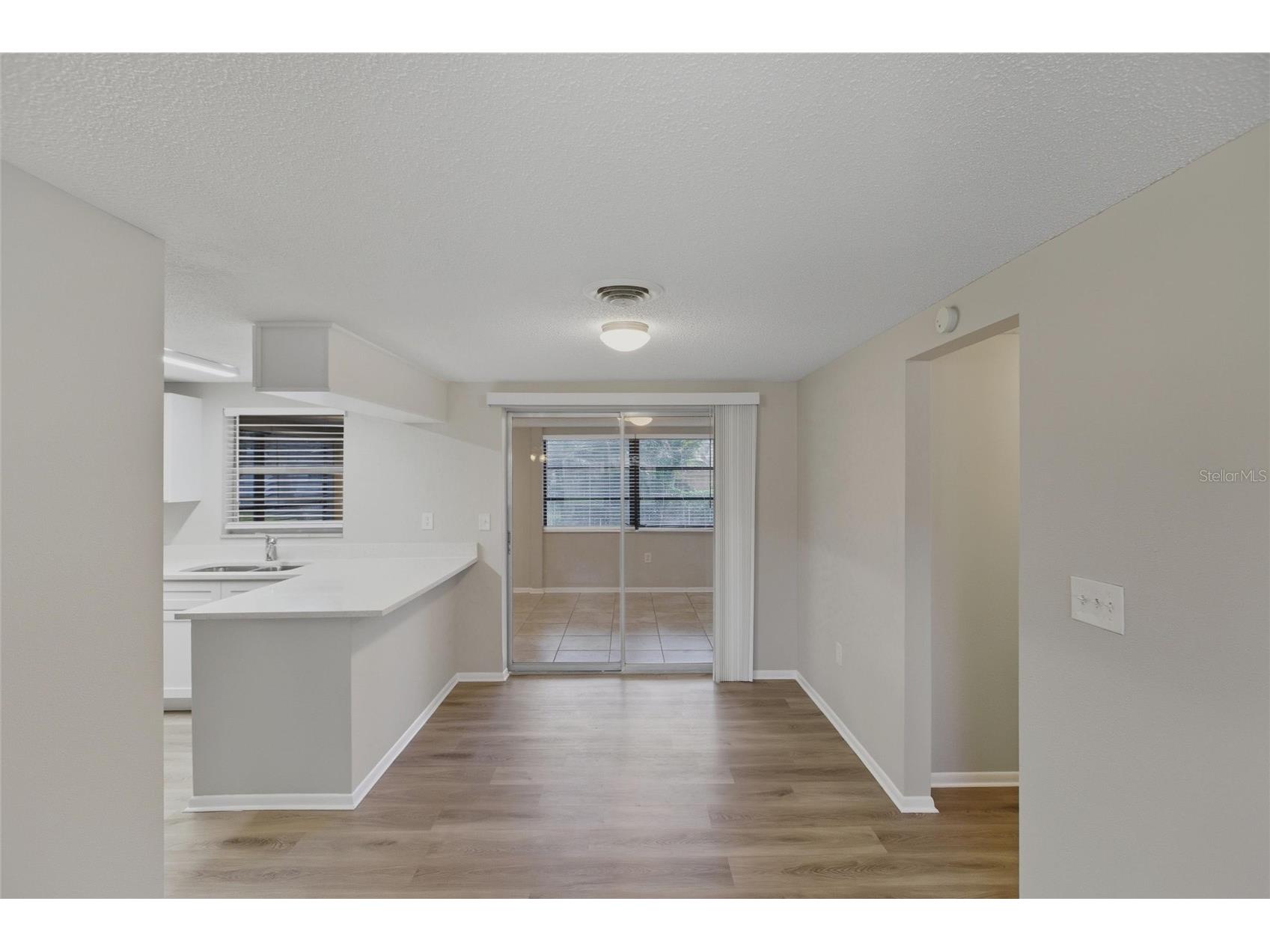 101 Oberlin Road Venice FL 34293 C7516264 image8