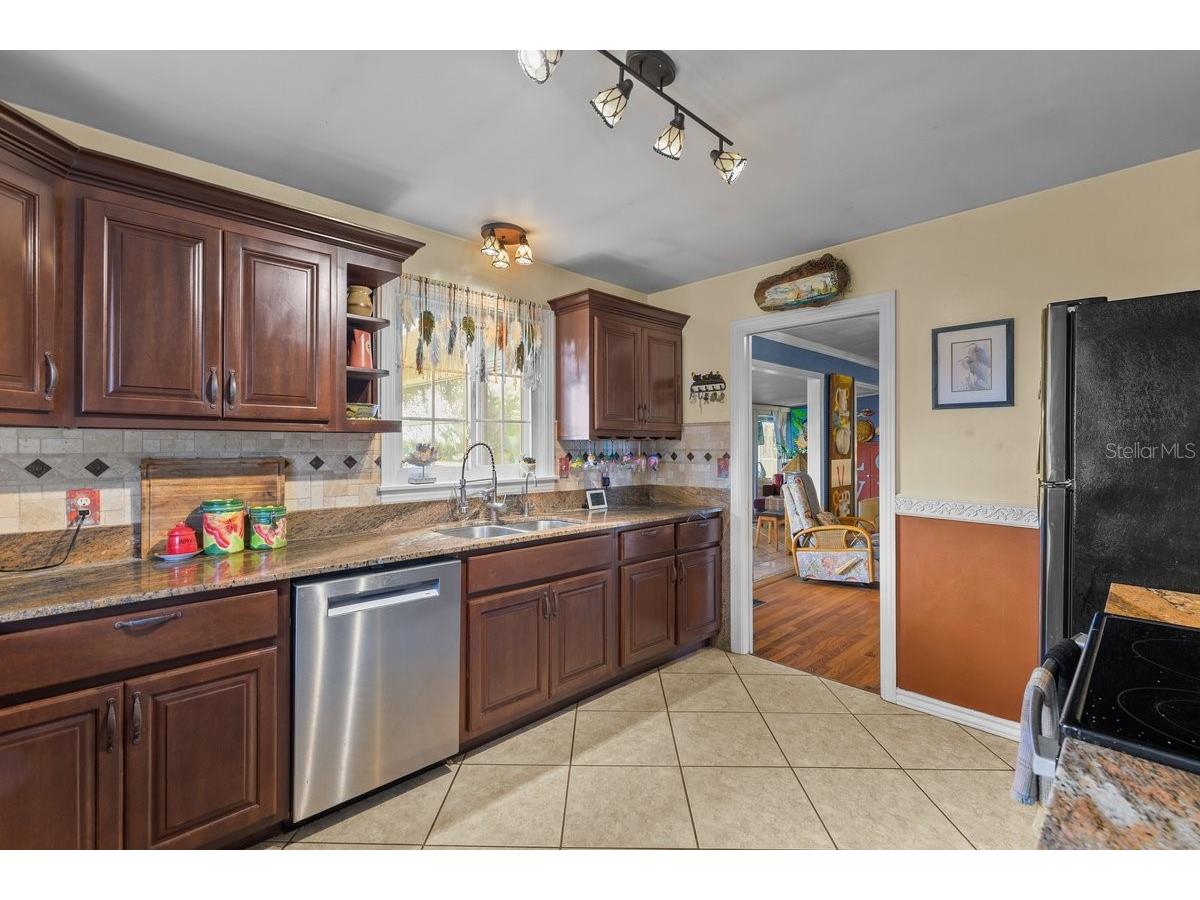 101 Orange Street Satsuma FL 32189 GC538290 image11