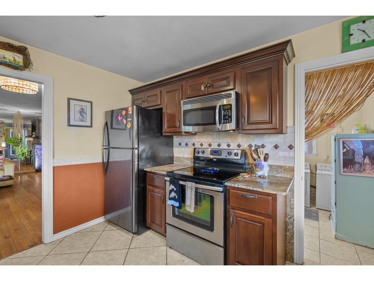 101 Orange Street Satsuma FL 32189 GC538290 image12