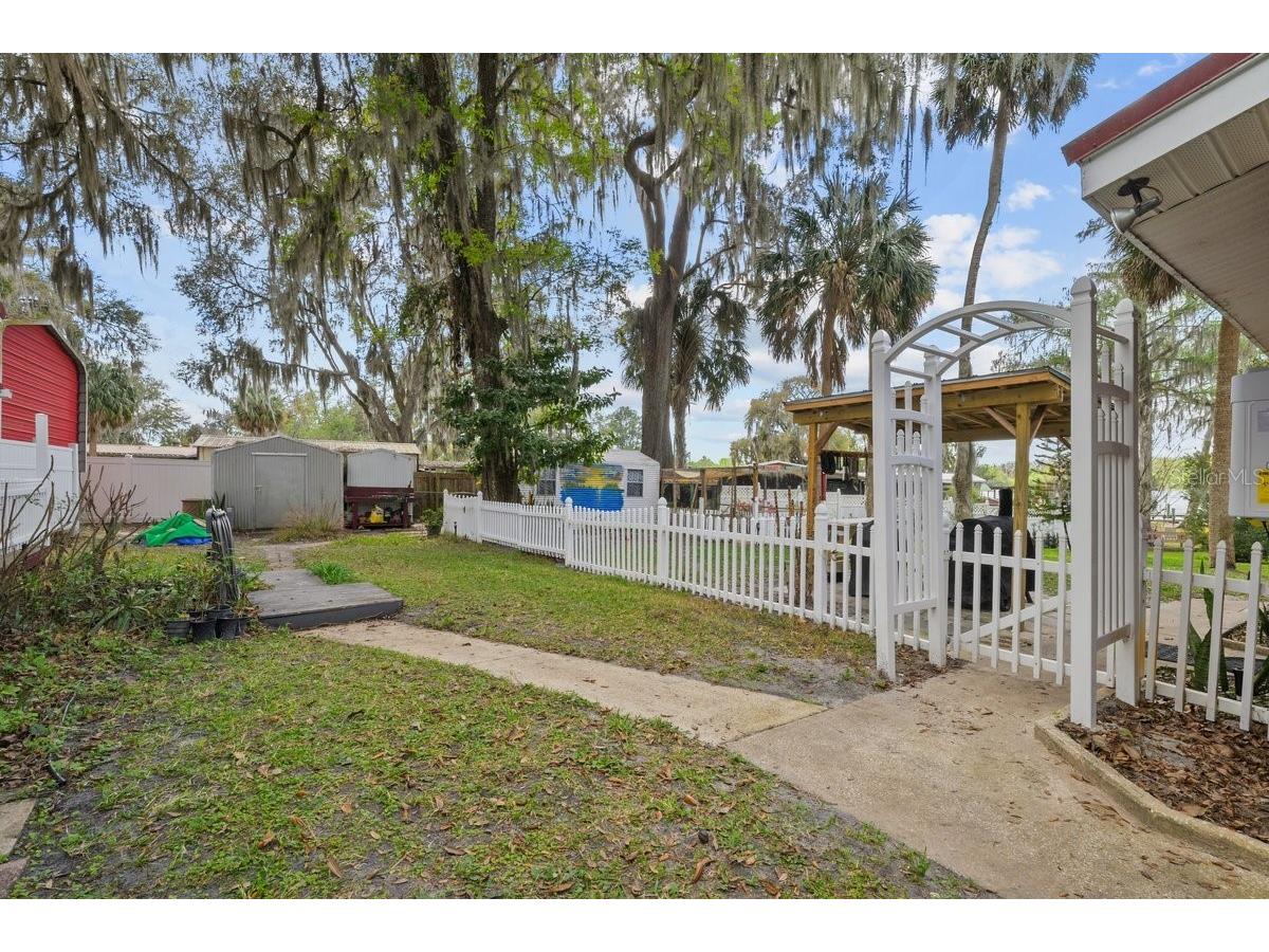 101 Orange Street Satsuma FL 32189 GC538290 image39