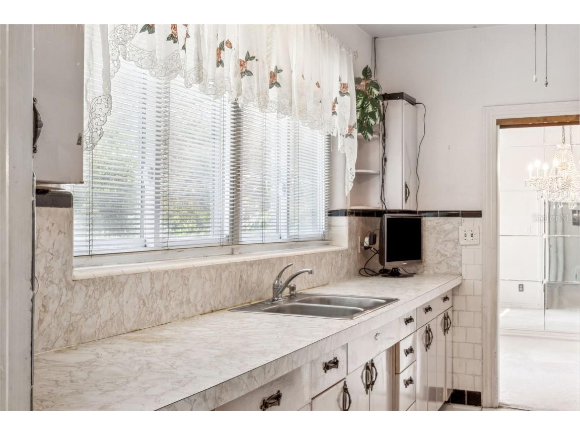 101 Pampas Avenue Tarpon Springs FL 34689 - MINETTA BAYOU TB8373396 image13