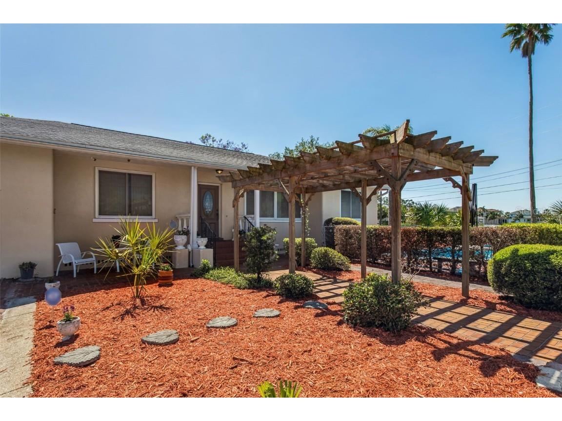 101 Pampas Avenue Tarpon Springs FL 34689 - MINETTA BAYOU TB8373396 image29