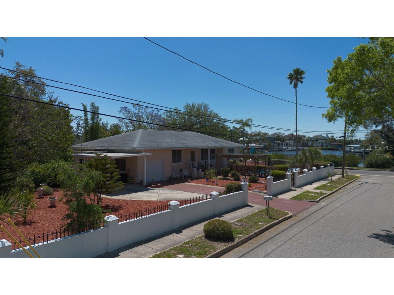 101 Pampas Avenue Tarpon Springs FL 34689 - MINETTA BAYOU TB8373396 image31