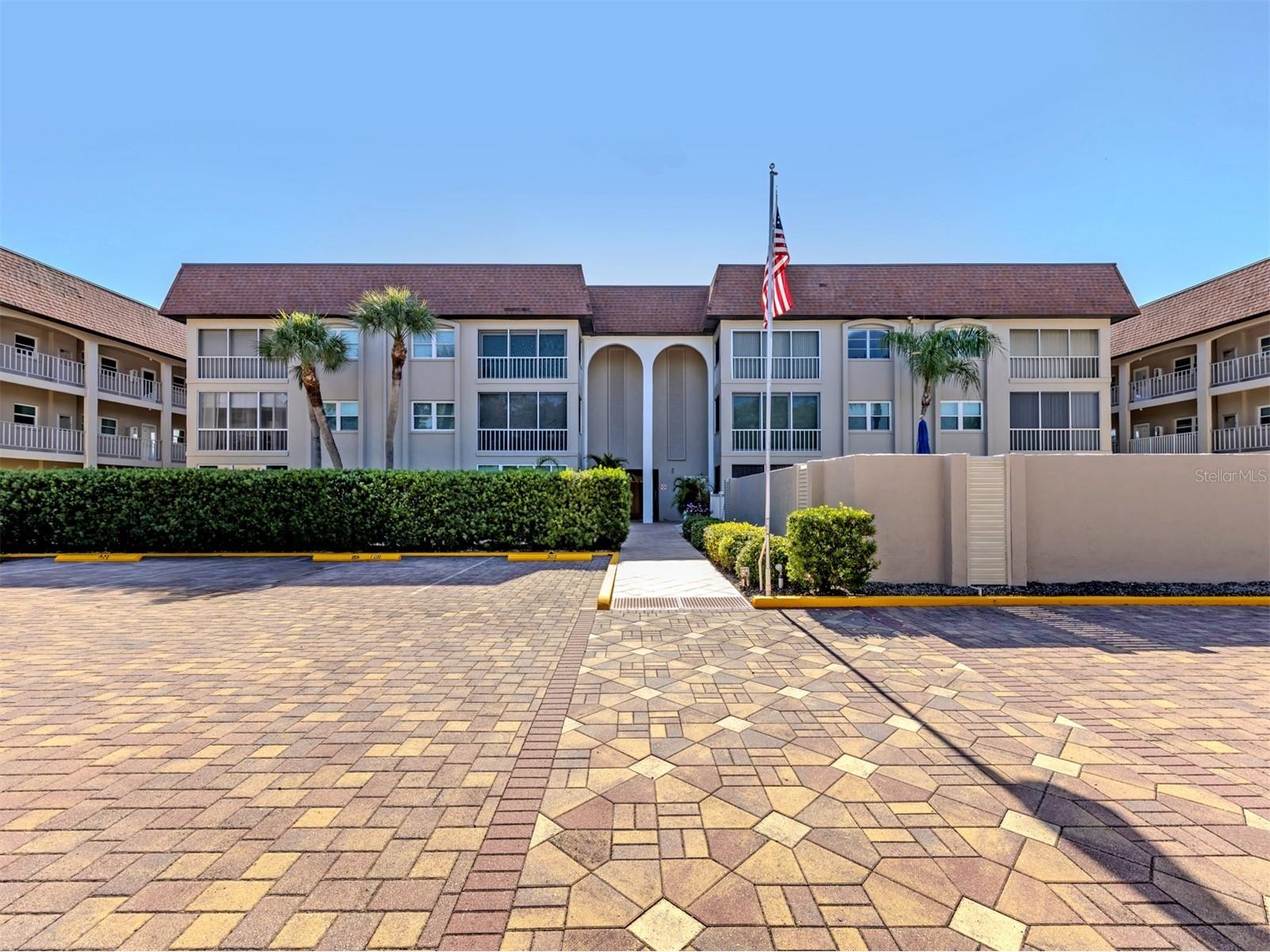 101 Park Boulevard S #106 Venice FL 34285 A4692289 image1