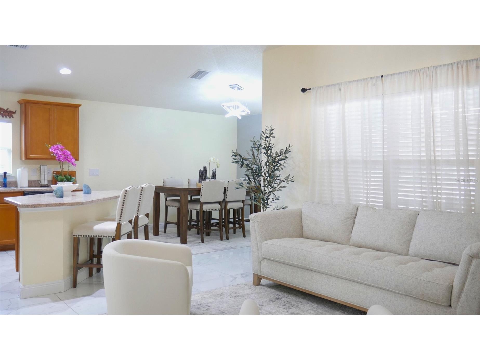 101 Parkton Avenue Spring Hill FL 34606 W7884775 image2
