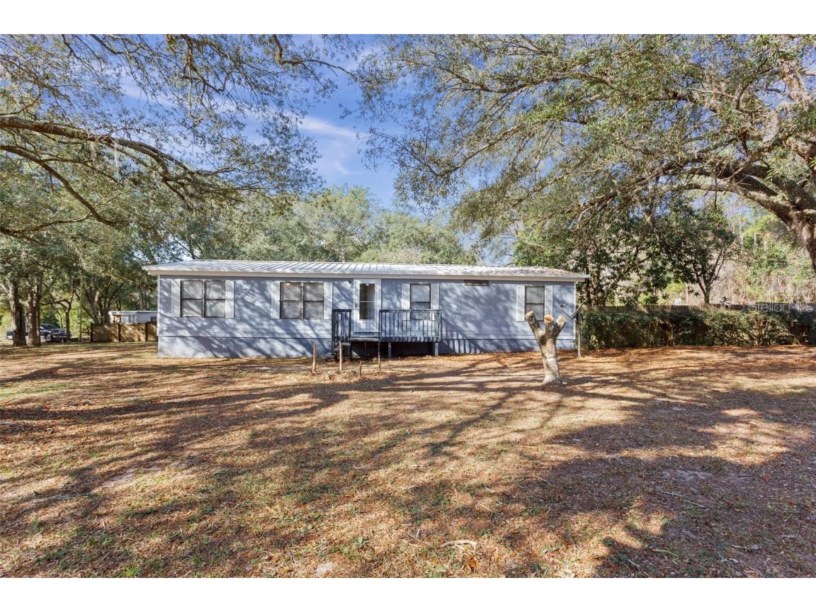 101 Peach Avenue Hawthorne FL 32640 J964162 image1