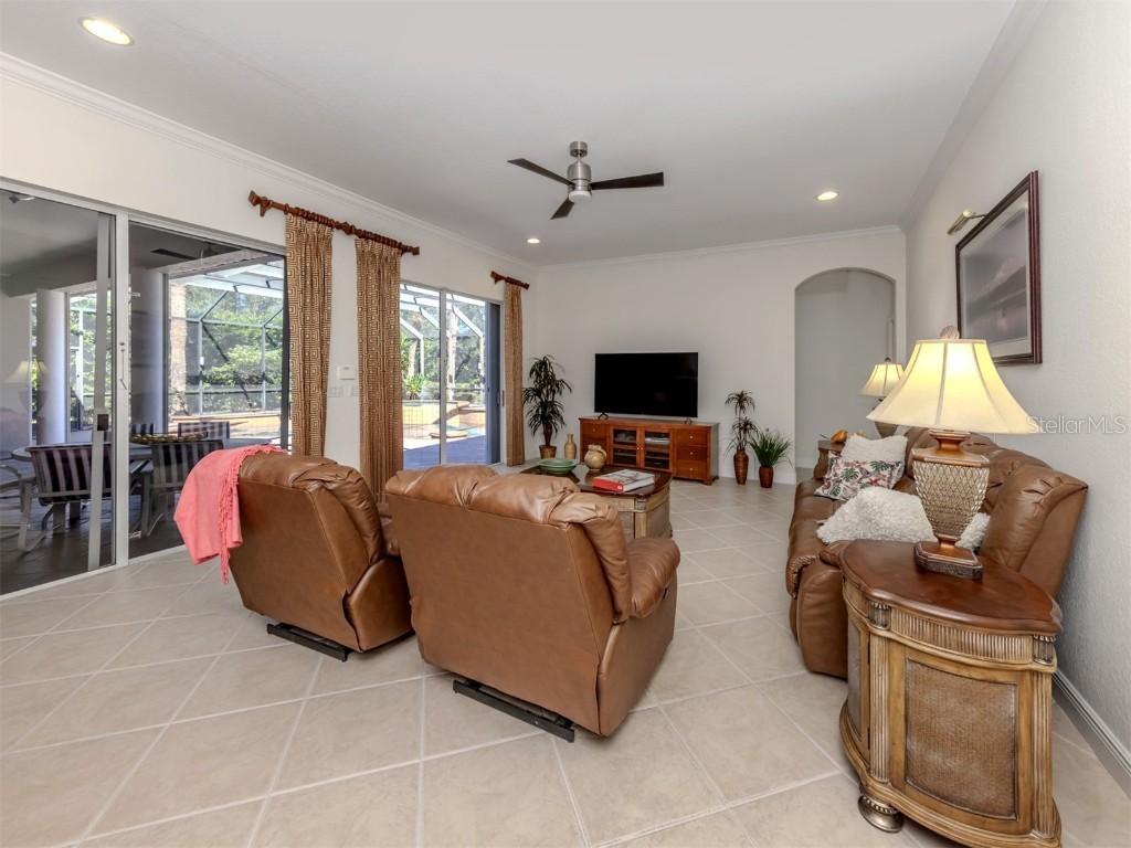 101 Portofino Drive North Venice FL 34275 N6137983 image15