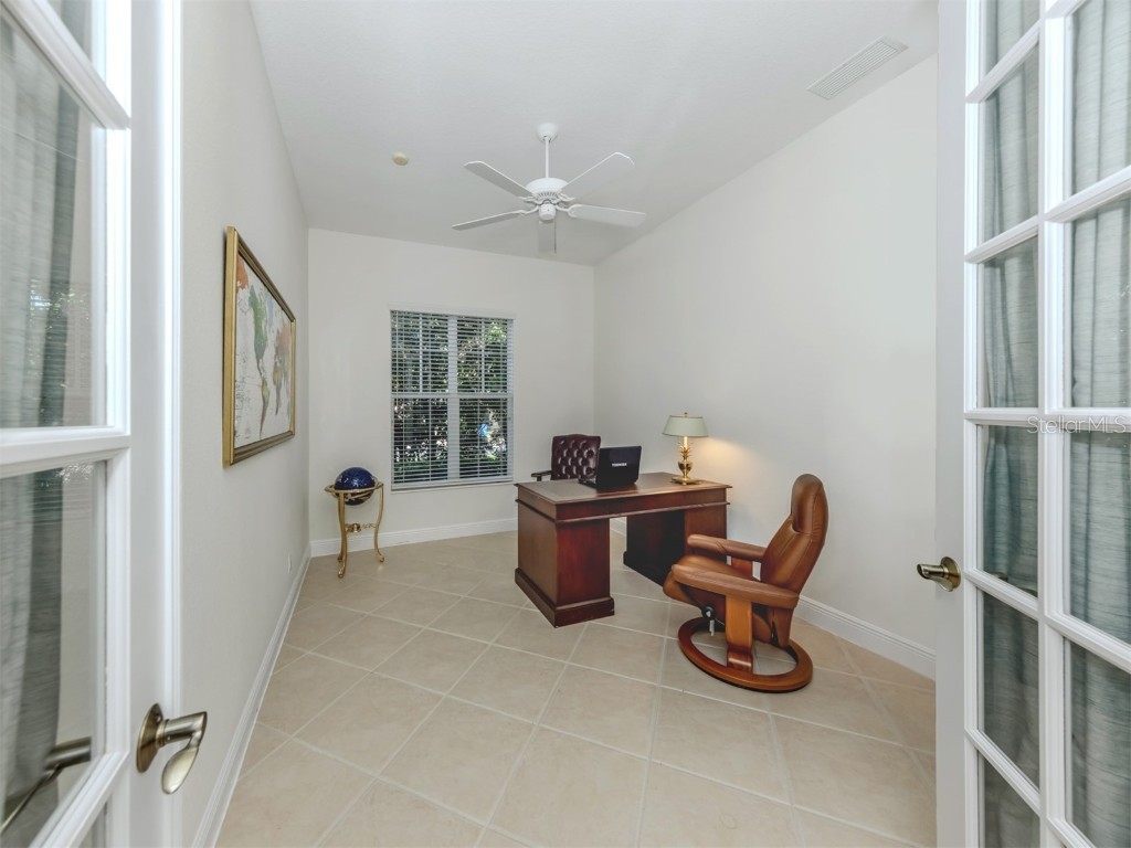 101 Portofino Drive North Venice FL 34275 N6137983 image16