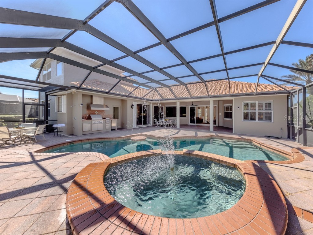 101 Portofino Drive North Venice FL 34275 N6137983 image32