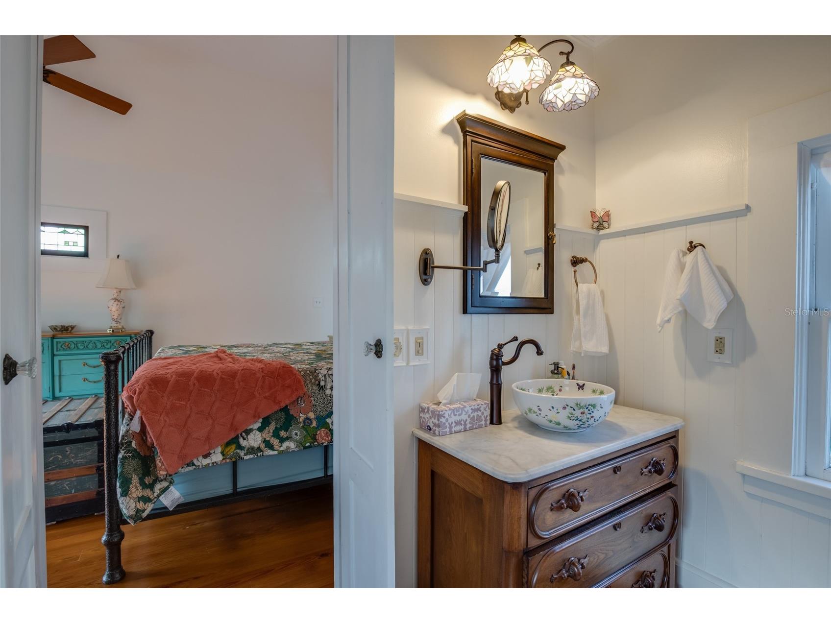 101 Read Street Tarpon Springs FL 34689 TB8429930 image52