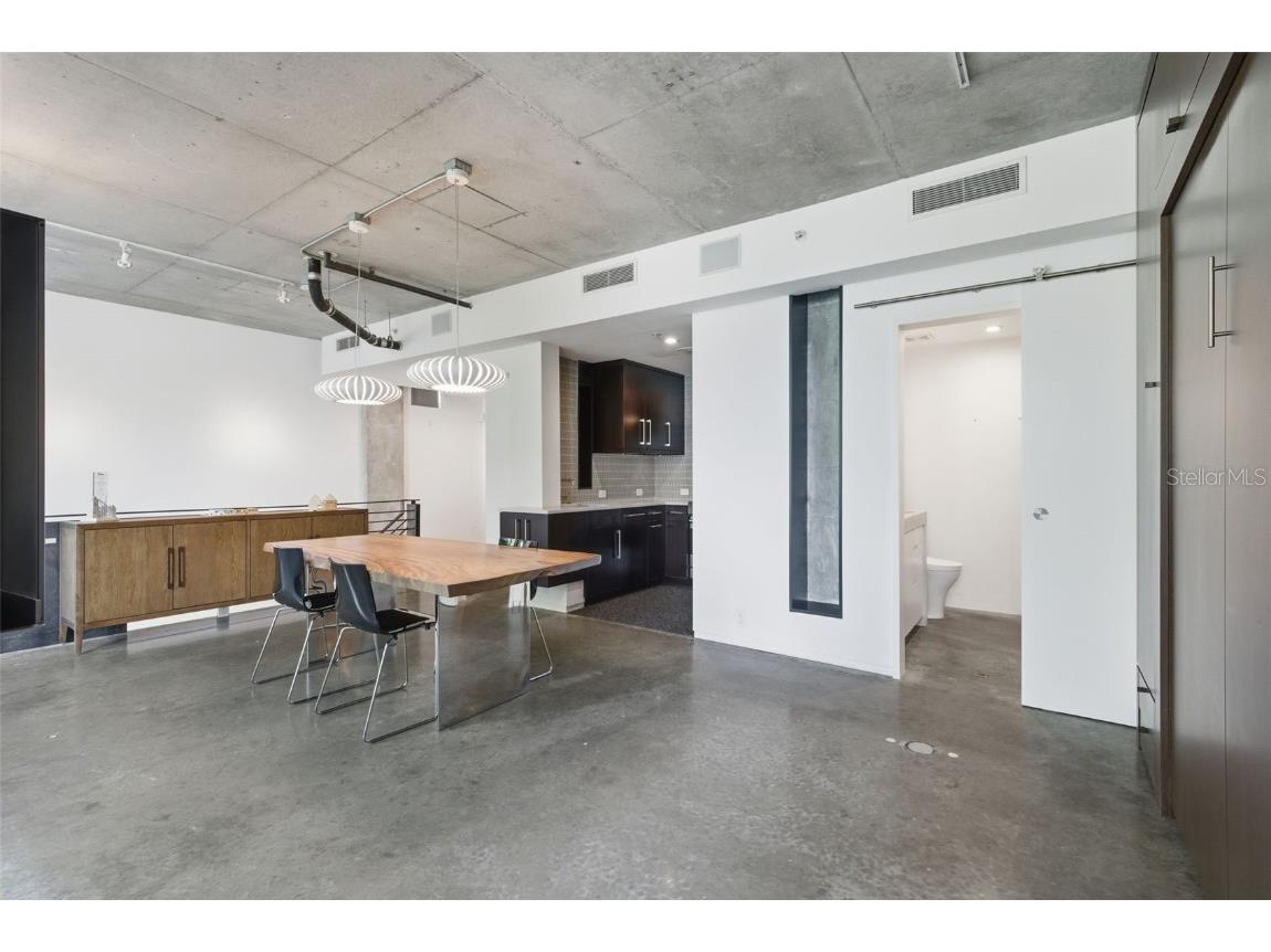 101 S 12th Street #104 Tampa FL 33602 TB8409430 image18