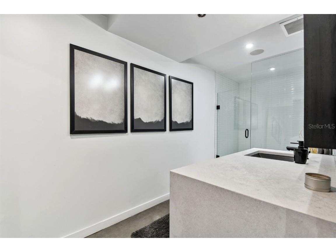 101 S 12th Street #612 Tampa FL 33602 TB8411748 image36