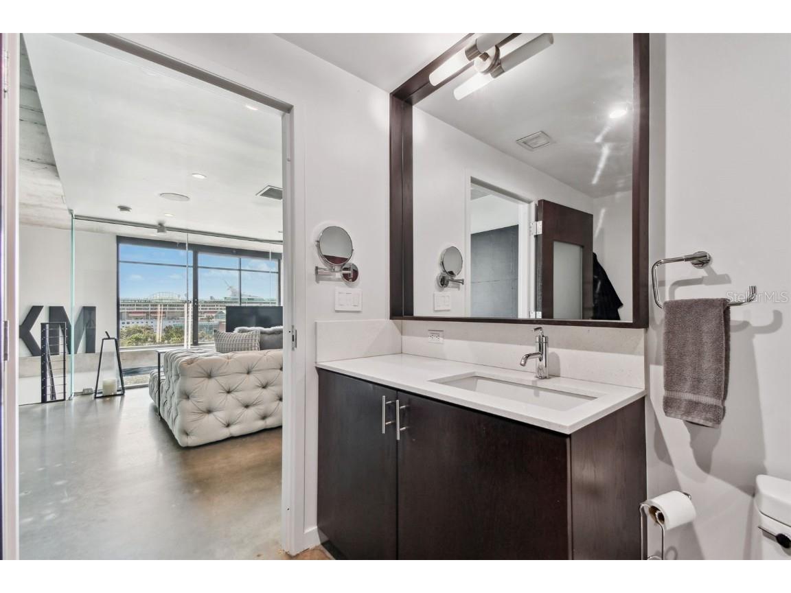 101 S 12th Street #612 Tampa FL 33602 TB8411748 image45