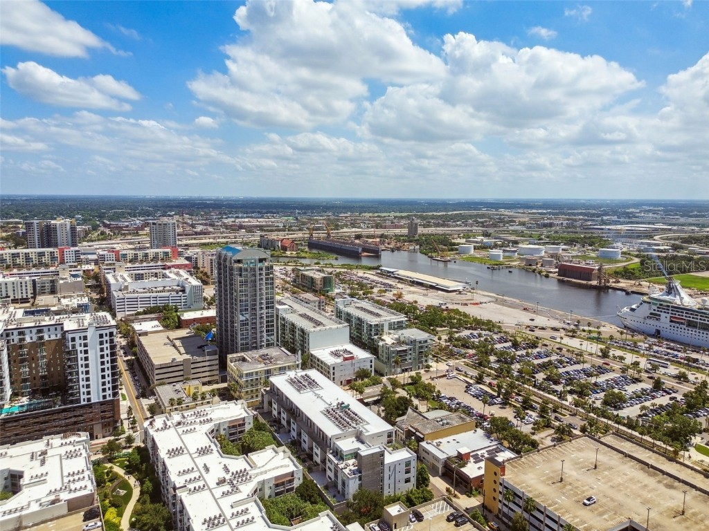 101 S 12th Street #612 Tampa FL 33602 TB8411748 image70