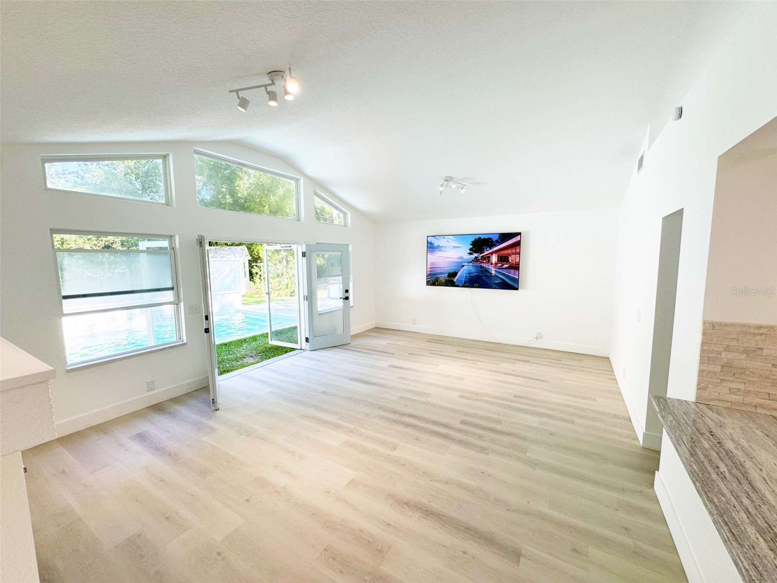 101 S Corona Avenue Clearwater FL 33765 TB8513030 image5