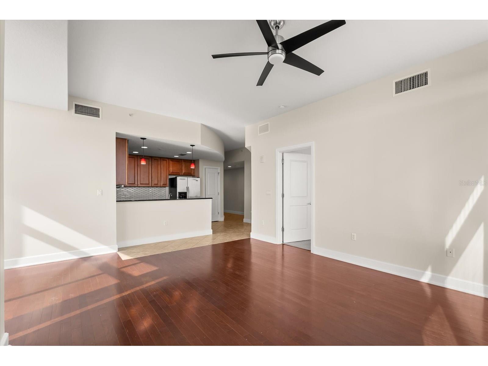 101 S Eola Drive #1010 Orlando FL 32801 O6421147 image8