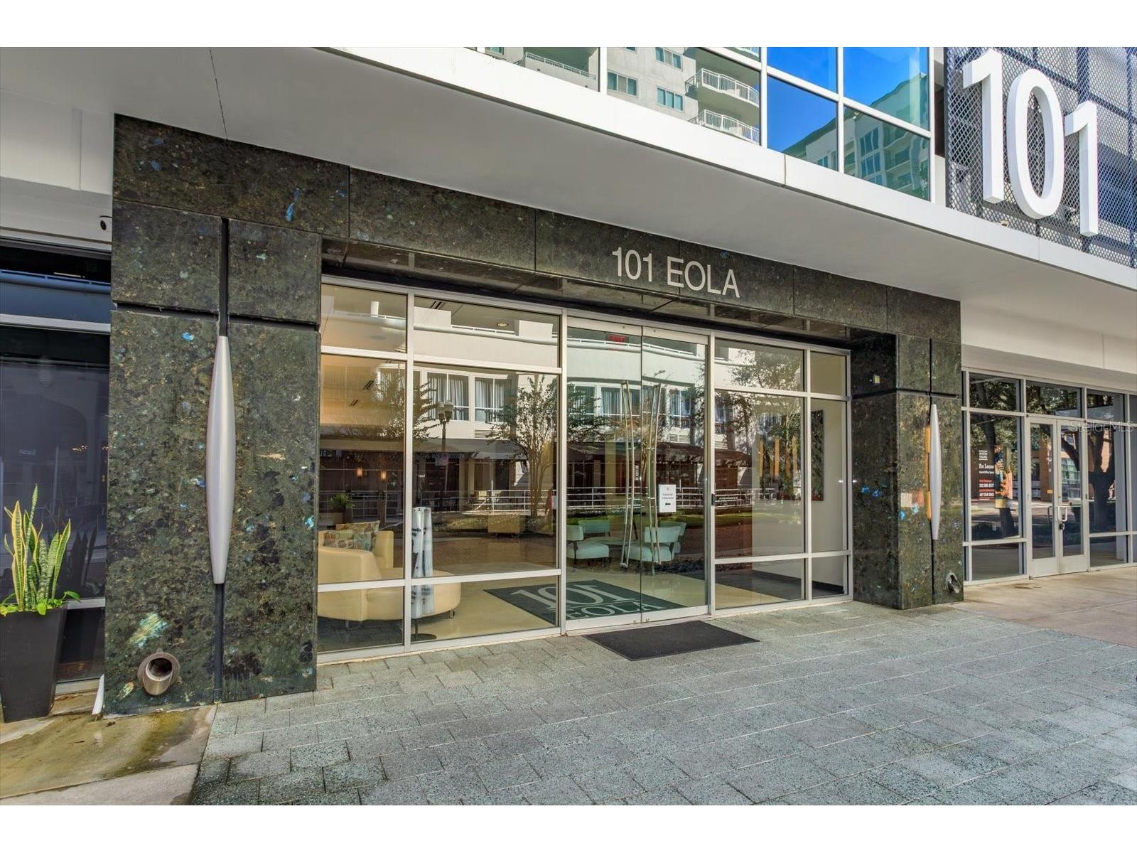 101 S Eola Drive #1021 Orlando FL 32801 O6318375 image2