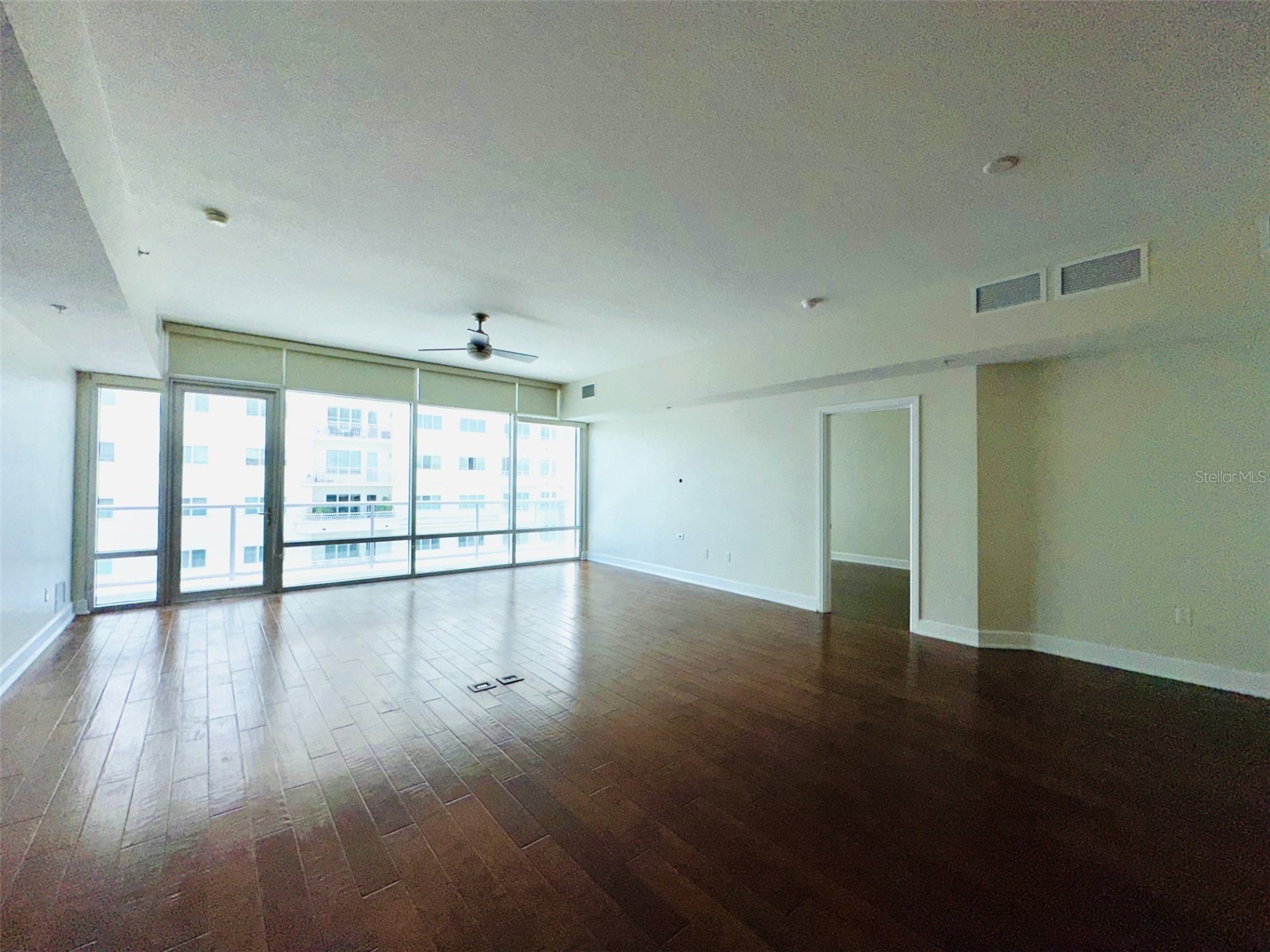 101 S Eola Drive #1208 Orlando FL 32801 O6399267 image17