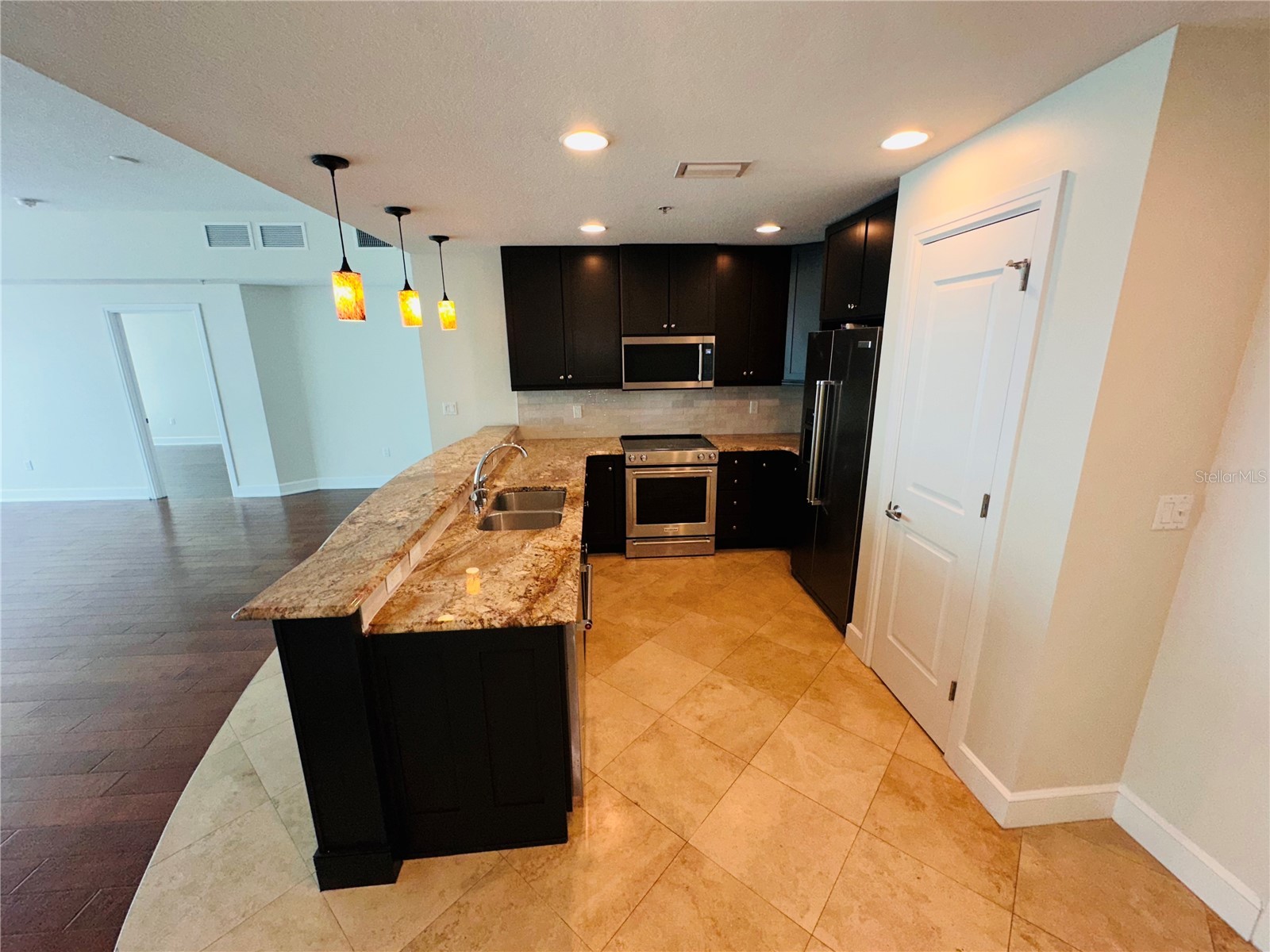101 S Eola Drive #1208 Orlando FL 32801 O6399267 image3