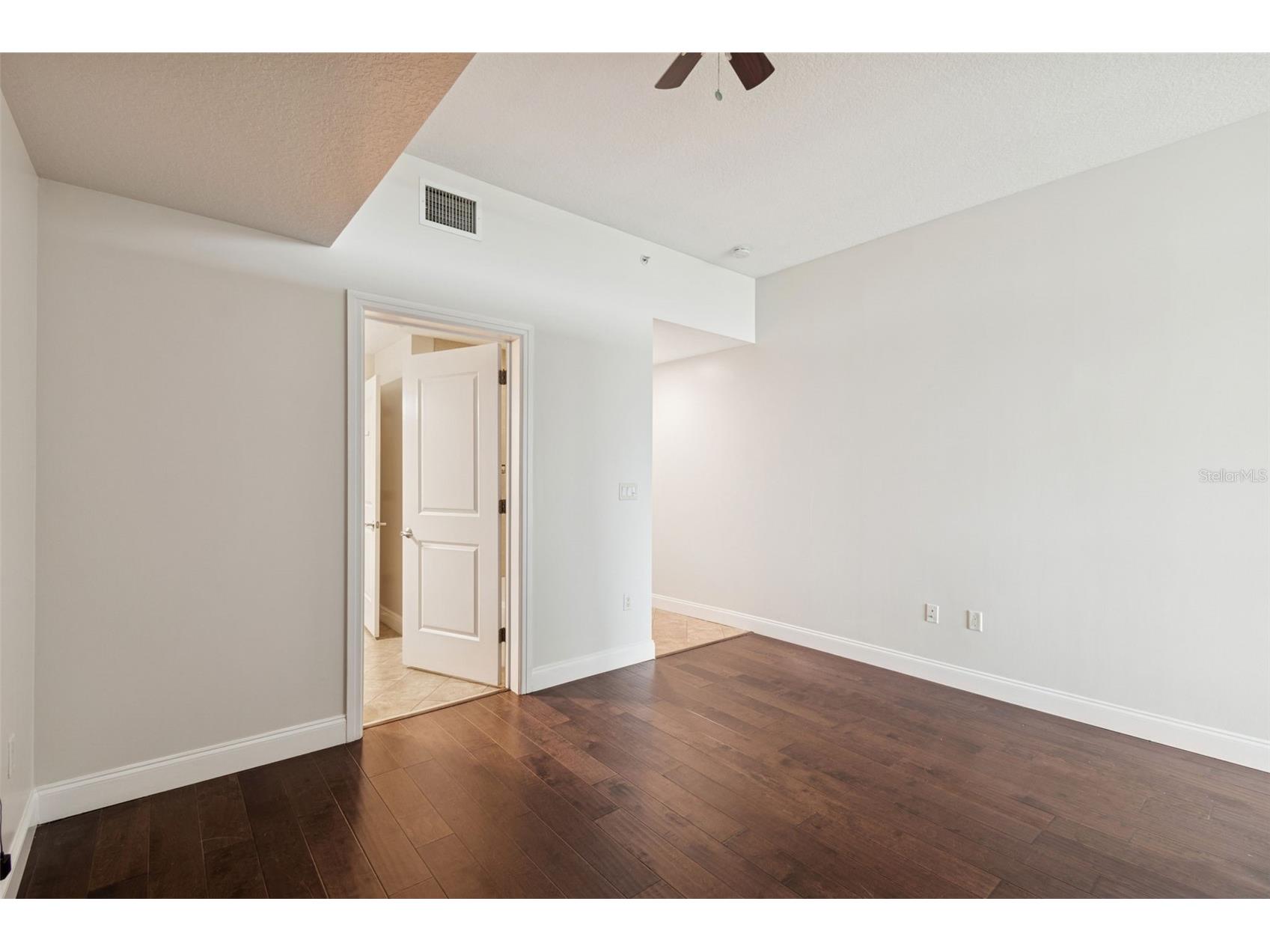 101 S Eola Drive #808 Orlando FL 32801 O6372678 image5