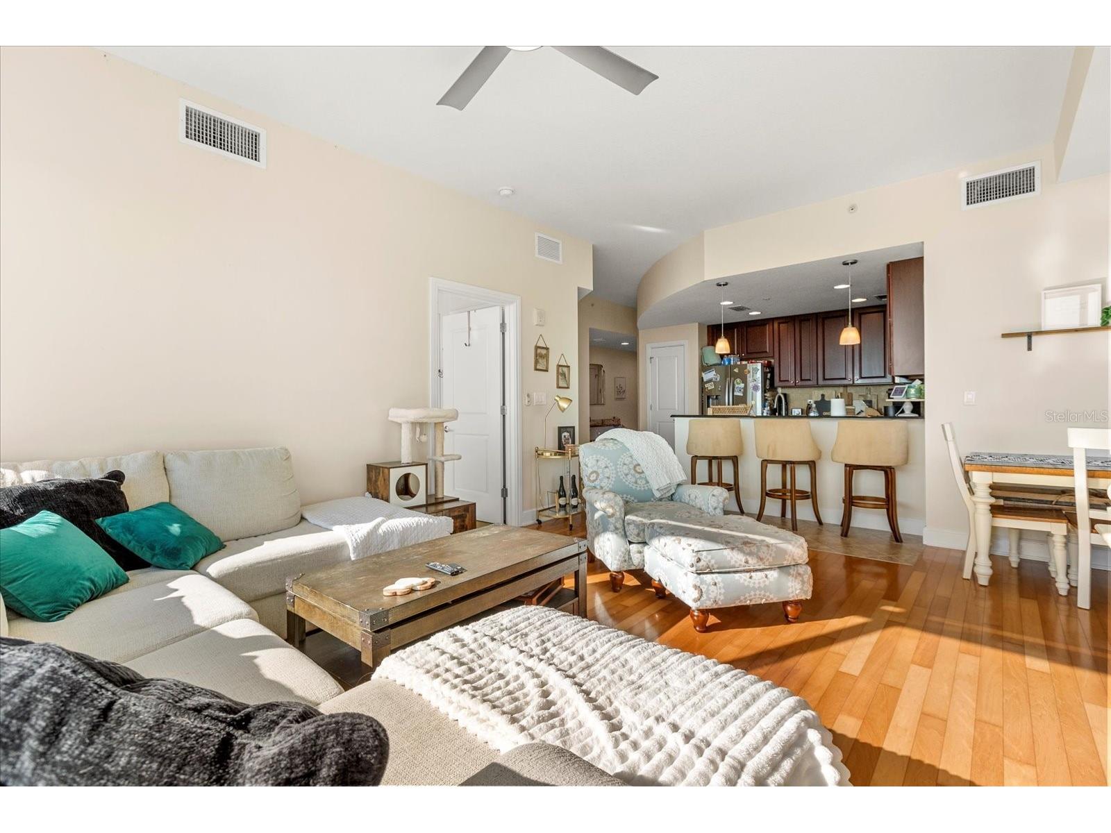 101 S Eola Drive #902 Orlando FL 32801 O6292367 image4