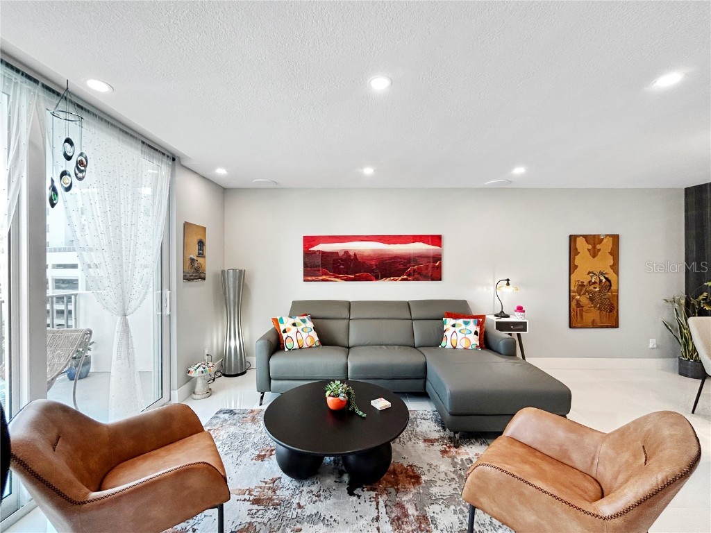 101 S Gulfstream Ave #9C Sarasota FL 34236 A4672134 image14